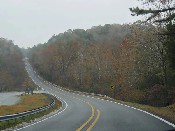 Scenic Road Colorful Trees Foliage Rainy Autumn Morning Arkansas Usa — Stock Photo, Image