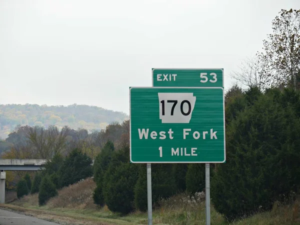 Señal Tráfico Con Indicaciones Salida West Fork Interestatal Arkansas — Foto de Stock