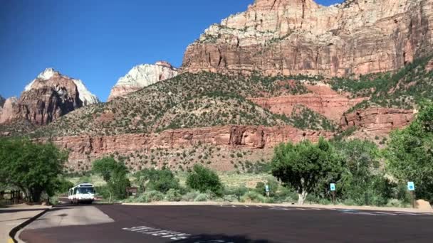 Utah Usa July 2018 Zion National Park Shuttle Bus Drives — Stock Video