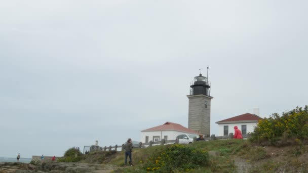 Jamestown Rhode Island September 2017 Handhold Shot Beavertail Lighthouse Jamestown — стокове відео