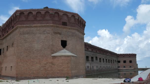 Florida Keys Usa Srpen 2019 Detailní Záběr Zdí Fort Jefferson — Stock video