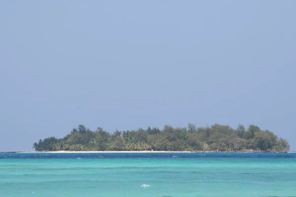 Остров Манаха Окружён Голубыми Водами Сайпанской Лагуны Северные Марианские Острова — стоковое фото