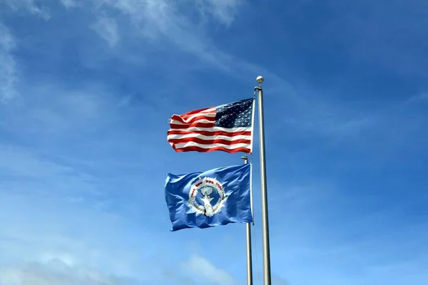 Bandeira Dos Estados Unidos Comunidade Das Ilhas Marianas Céu Azul — Fotografia de Stock