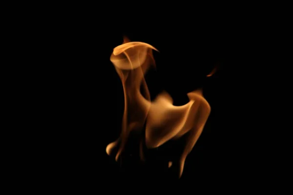 Flammes Chaudes Dansant Dans Obscurité — Photo