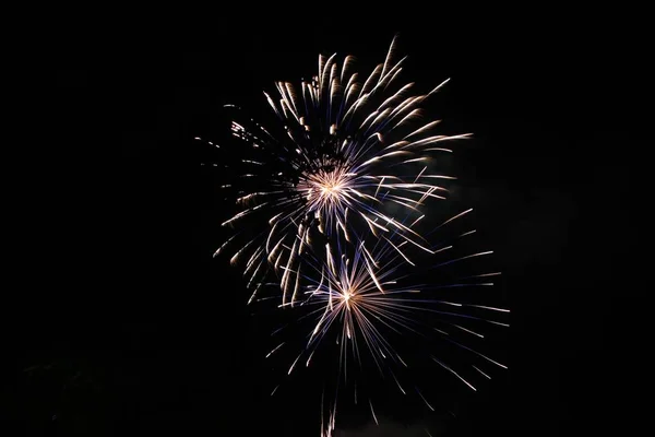 Explosion Dispersée Feux Artifice Dans Ciel — Photo