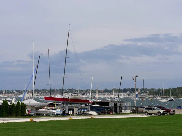 Newport Rhode Island Septiembre 2017 Barcos Pesca Veleros Yates Puerto —  Fotos de Stock