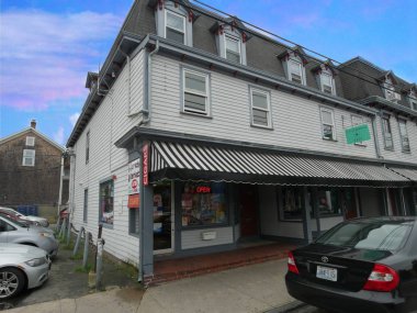 Newport, Rhode Island-September 2017: Souvenir shops and quaint buildings in Newport.