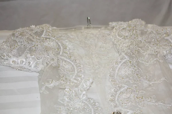 Embroidered lace for the wedding veil, wedding accessory