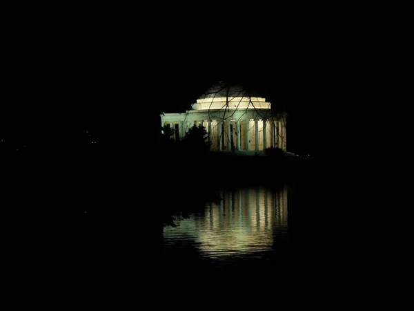 Thomas Jefferson Memorial Building Washington Reflété Dans Les Eaux Rivière — Photo