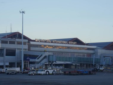 Cebu Şehri, Filipinler-Mart 2018: Mactan-Cebu Uluslararası Havaalanı 'nın kapatılması. 