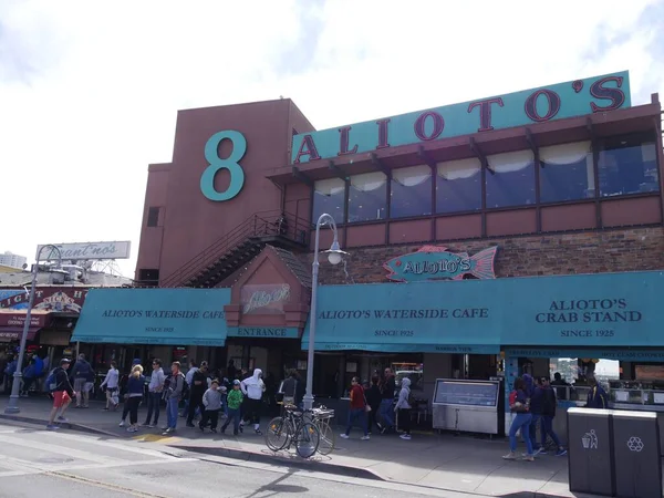 San Francisco California Julio 2018 Gente Camina Calle Frente Cafetería — Foto de Stock