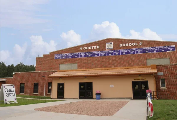 Custer City South Dakota 2018 Facade Custer School Cropped Shot — 스톡 사진