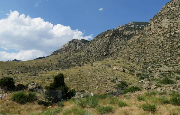 Atemberaubende Ausblicke Auf Die Natürliche Landschaft Wyomings Einem Schönen Tag — Stockfoto