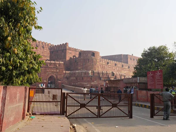 Agra Uttar Pradesh India Maart 2018 Uitzicht Buiten Poorten Van — Stockfoto