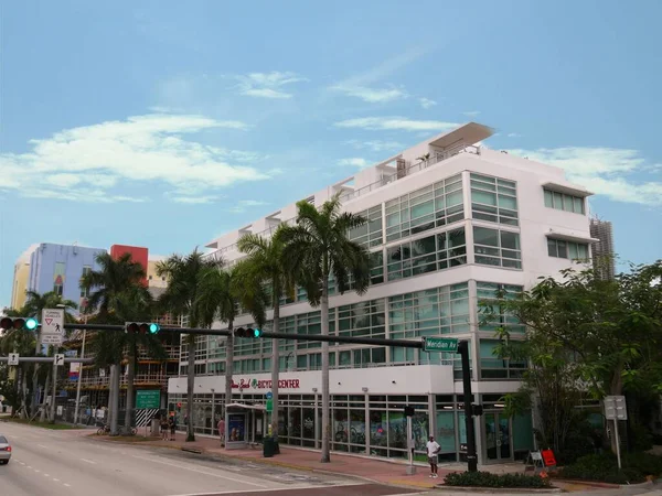 Miami Florida Aralık 2018 Miami Florida Dükkan Önü Olan Binaların — Stok fotoğraf