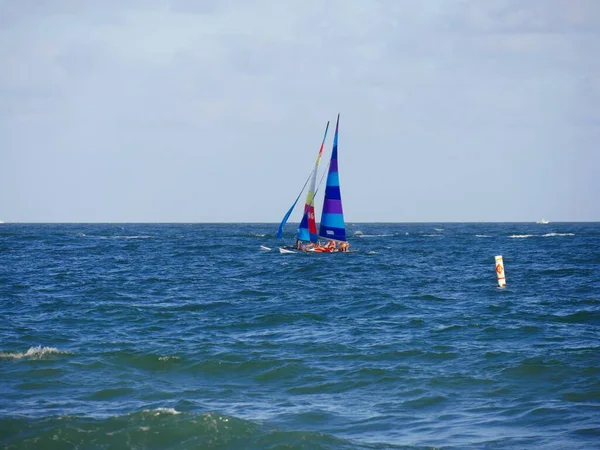 Fort Lauderdale Miami December 2018 Wide Shot Colorful Sailboat Riding — Stock Photo, Image