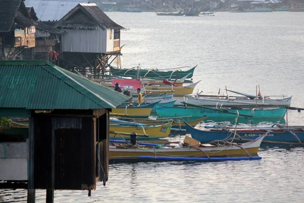 Суригао Дель Сур Филиппины Август 2014 Года Красочные Лодки Рыбацкой — стоковое фото