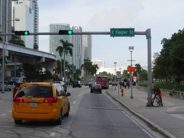 Miami Florida Diciembre 2018 Disparos Callejeros Miami Con Coches Que — Foto de Stock