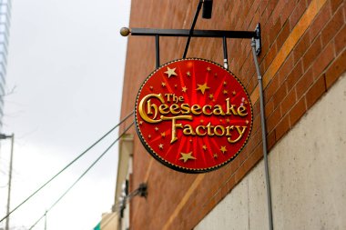 Seattle, Wa - 8 Nisan 2017: Cheesecake Fabrikası'nın bir tabela