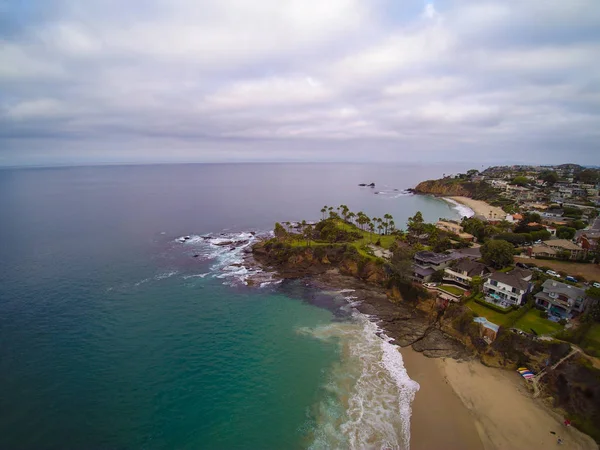 A légi felvétel a Shaws öbölben, Laguna Beach, Kalifornia. — Stock Fotó