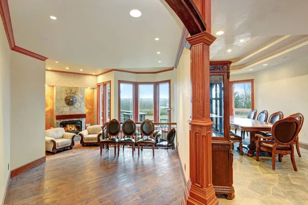 Luxury Bright and airy home interior design — Stock Photo, Image
