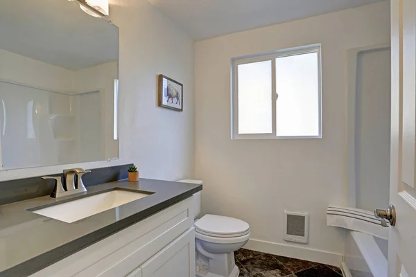 White clean bathroom interior — Stock Photo, Image