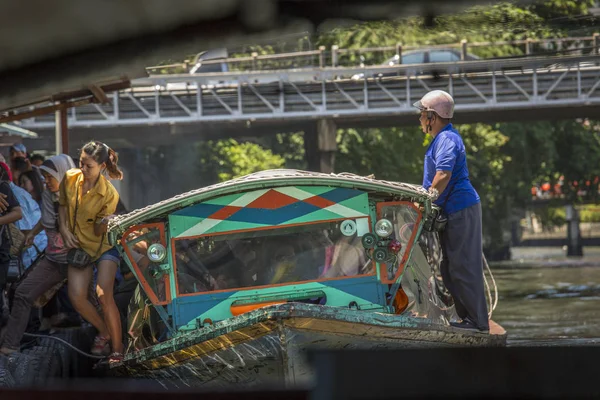 地元のボート輸送バンコク ロイヤリティフリーのストック写真