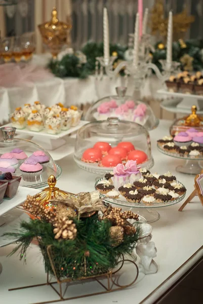 A buffet of sweets on the table in the restaurant — Stock Photo, Image