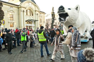 Ukrayna, Chernivtsi, Ocak 2020. Yıldırım Festivali: 