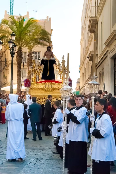 La Semana Santa geçit töreninde İspanya, Andalucia, Cadiz