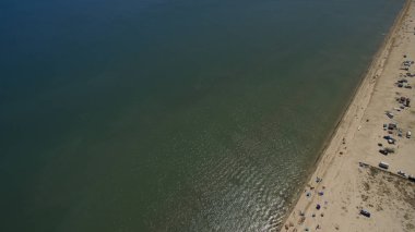 Güzel plaj manzarası yukarıdan