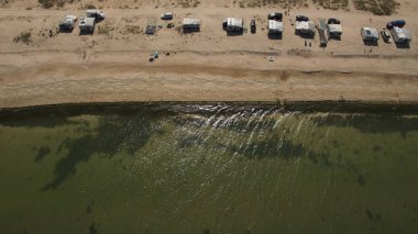 Güzel plaj manzarası yukarıdan