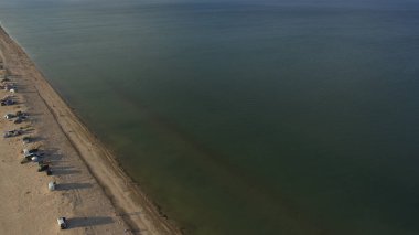 Güzel plaj manzarası yukarıdan