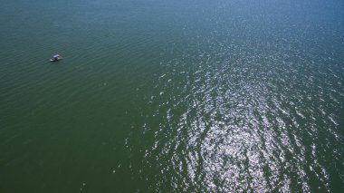 Güzel plaj manzarası yukarıdan