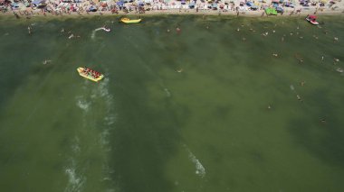 Deniz yukarıdan yaz görünümünde