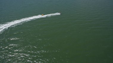 Deniz yukarıdan yaz görünümünde