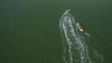 Deniz yukarıdan yaz görünümünde