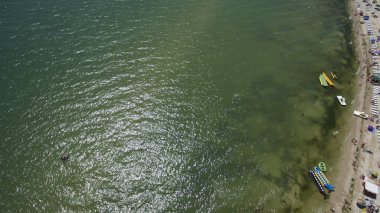 Deniz yukarıdan yaz görünümünde