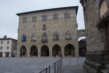 Piazza del Duomo, Palazzo del İtalya'nın ile. Belediye Binası. Pistoia Belediye Müzesi. Tuscany. İtalya.