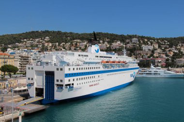 Liner Port de Nice.