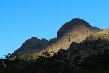 Sunrise, Corse, France, dağ manzarası. Gr20.