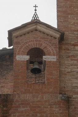 Çan kulesi iç avlunun, Palazzo Chigi-Saracini, Siena, Toskana, İtalya.