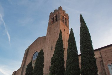 Yerebatan Cateriniana veya Basilica San Domenico, Siena, Toskana, İtalya.