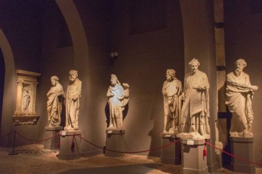 Giovanni Pisano ve onun okulda Museo dell'Opera Metropolitana del Duomo, Siena, Toskana, İtalya tarafından heykeller.