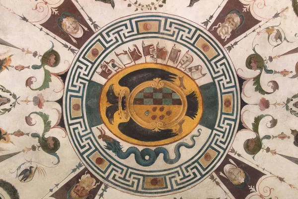 Fragmento de afrescos de teto na Sala Verde, Palazzo Vecchio, Florença, Itália . — Fotografia de Stock