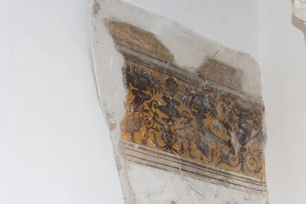 산타 줄리아 박물관의 오래 된 그림 조각. 브레시아, 이탈리아 롬바르디아. — 스톡 사진