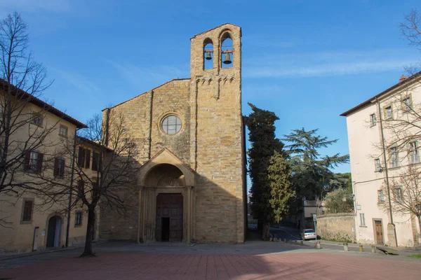 İtalya, Arezzo - 12 Mart 2017: San Domenico Bazilikası 12 Mart 2017, Toskana, İtalya.