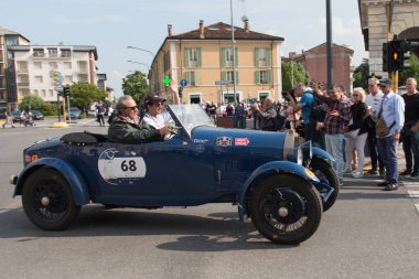 Brescia, İtalya - 19 Mayıs 2018: BUGATTI T 40 1929 Mille Miglia 2018 rallisinde eski bir yarış arabasıdır..