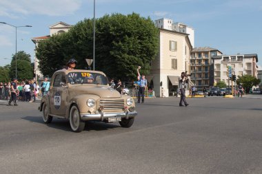 Brescia, İtalya - 19 Mayıs 2018: 19 Mayıs 2018 tarihinde İtalya 'nın Brescia kentinde yapılan ünlü italyan tarihi yarışında canlı çekim.