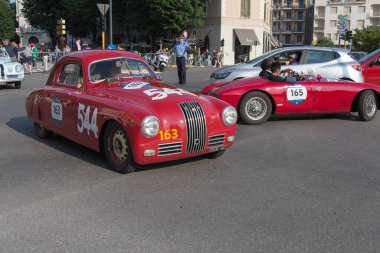 Brescia, İtalya - 19 Mayıs 2018: FIAT 1100 S MM BERLINETTA GOBONE 1948 Mille Miglia 2018 rallisinde eski bir yarış arabasıdır..